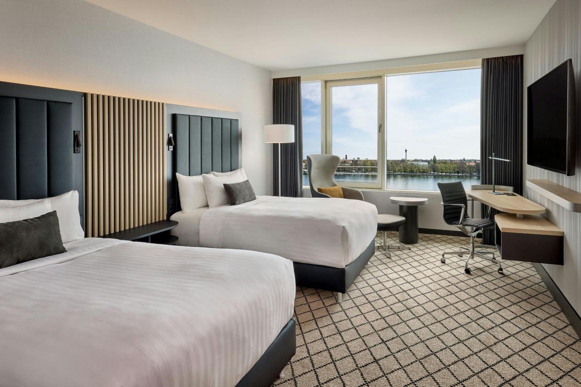 Twin Room Lake Side,1676732245:JPEG